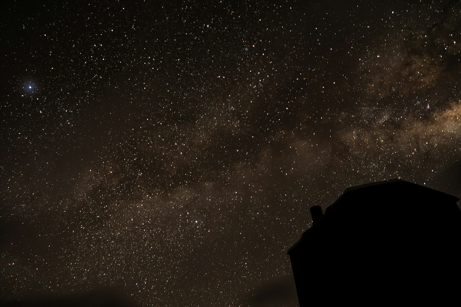 Telescope under stars